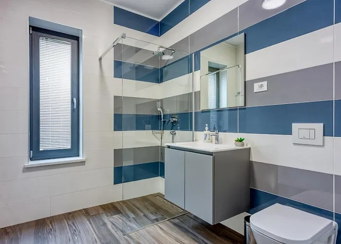 Βίλα Contemporary Nada With Pool And Sauna Tinjan