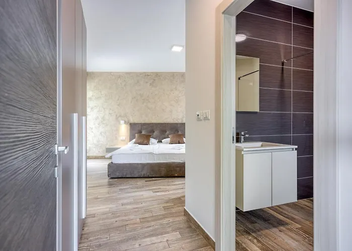 Βίλα Contemporary Nada With Pool And Sauna