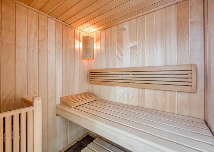 Contemporary Nada With Pool And Sauna Βίλα Tinjan